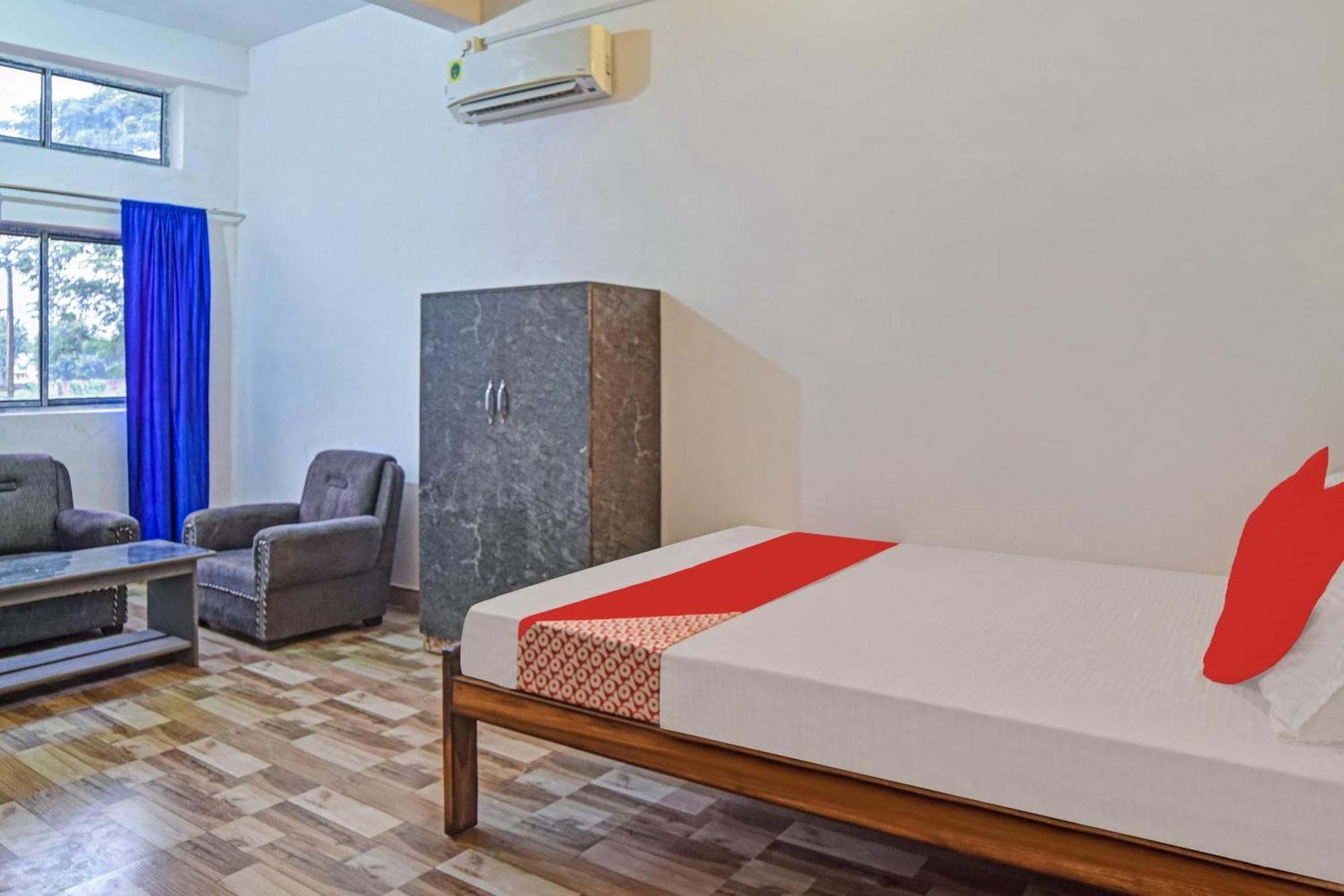 Spot On Jp Guest House Kaharpara Zewnętrze zdjęcie