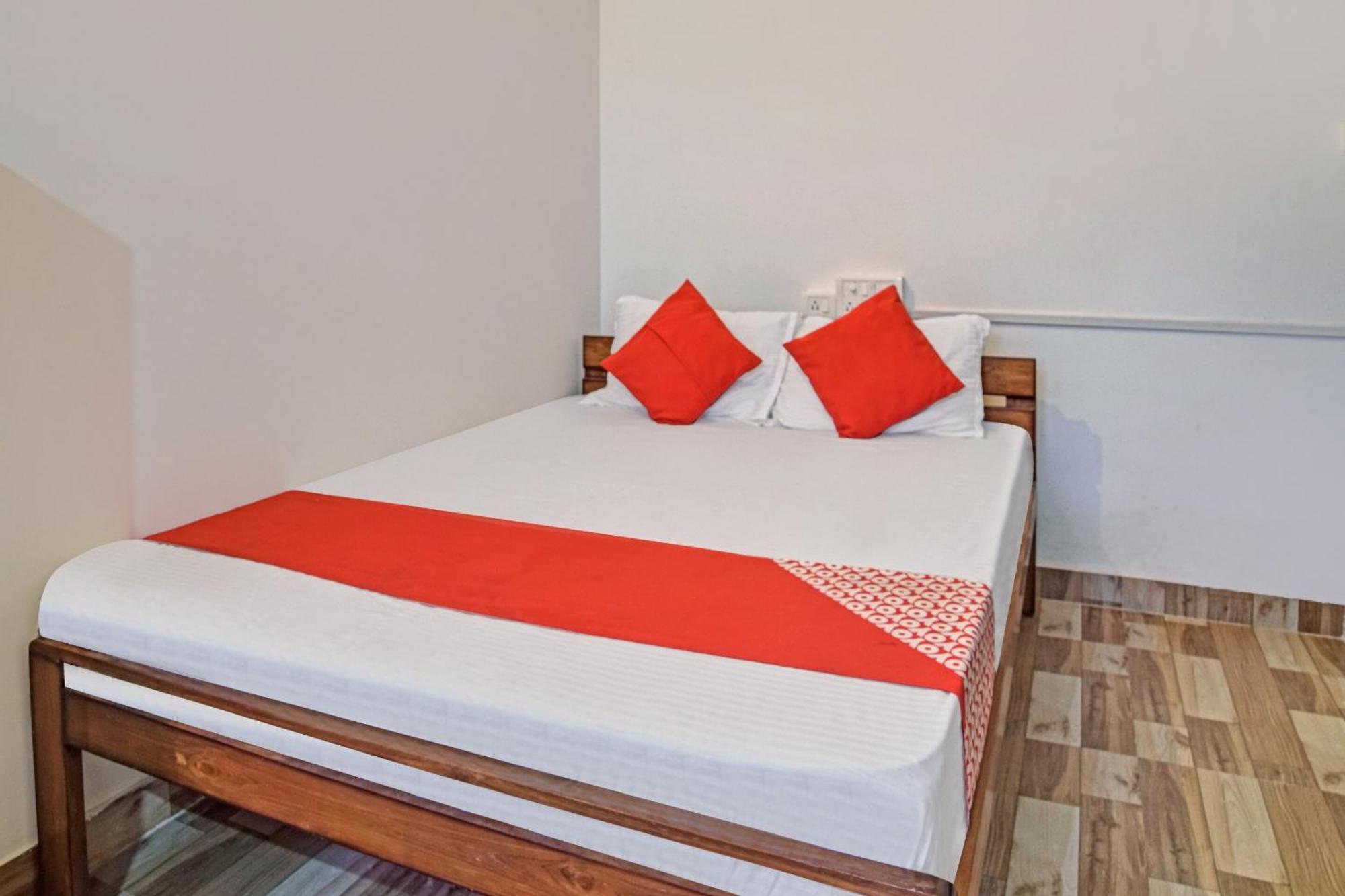 Spot On Jp Guest House Kaharpara Zewnętrze zdjęcie